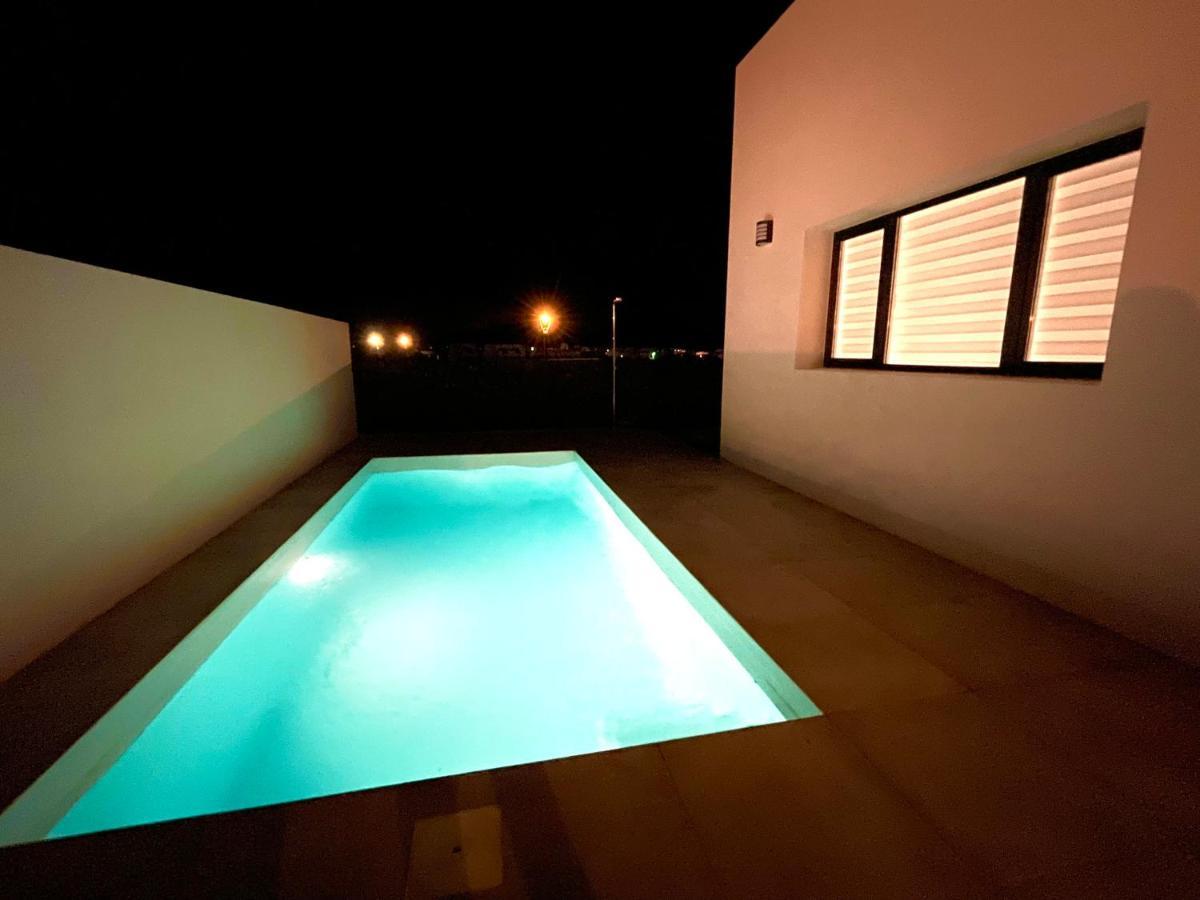 Villa Vulcano Uga Exterior photo